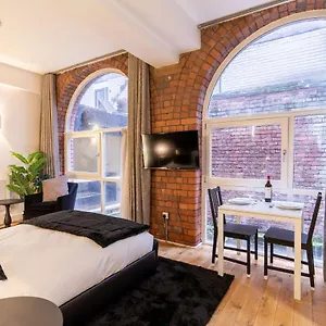  Apartment Mandega House